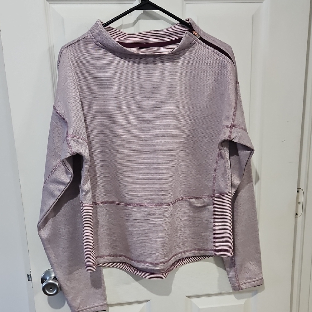 Champion‎ Women's Purple Striped Sweatshirt Size Medium